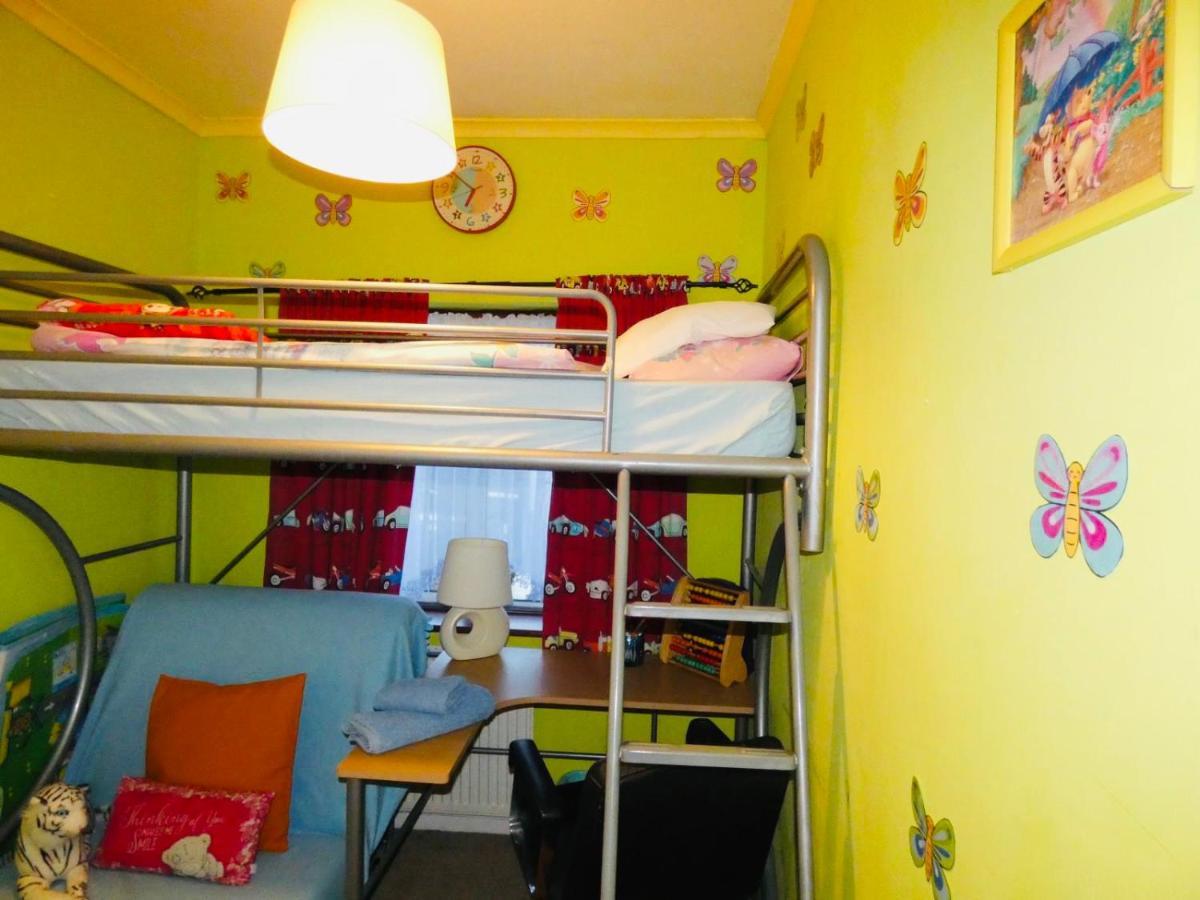 Spacious 3 Bed House With Parking & Good Transport South Norwood Buitenkant foto